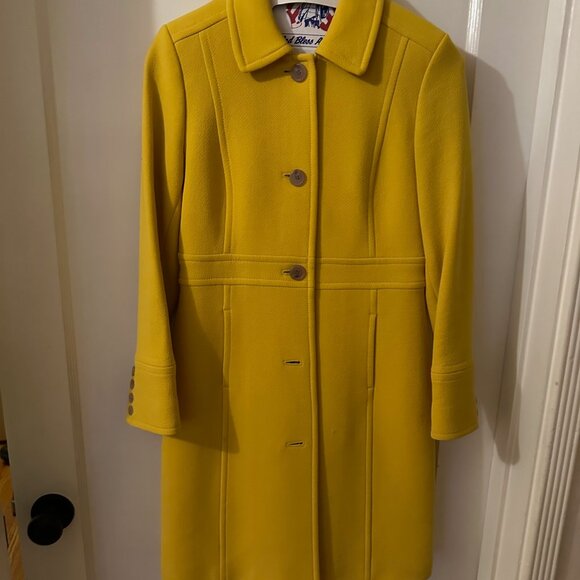 Italian Wool Lady Day Coat w/ Thinsulate VINTAGE Petite Size 4 Yellow - Picture 2 of 10